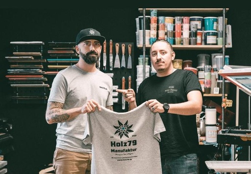 HOLZ79 T-Shirt